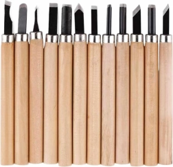 Satz mit 12 Holzschnitz- und Stechbeiteln mit Holzgriff