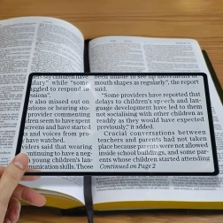 Elastische Taschen-Seitenlupe 12 × 18 cm