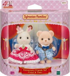 Sylvanian Families birthday party with kitty Lily