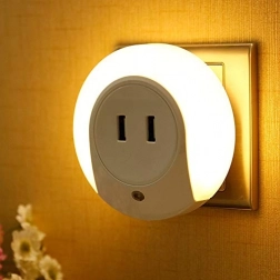 Smart LED Night Light with Motion Sensor - Warm White