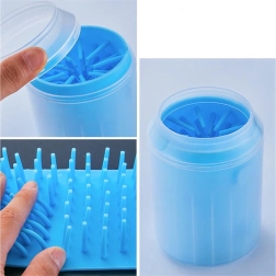 Silicone paw cleaner for dogs and cats