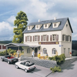 Piko Hobby Landgasthof Koruna H0 Bausatz