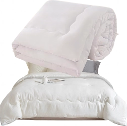 Atmungsaktive Ganzjahresdecke 200 × 220 cm weiß