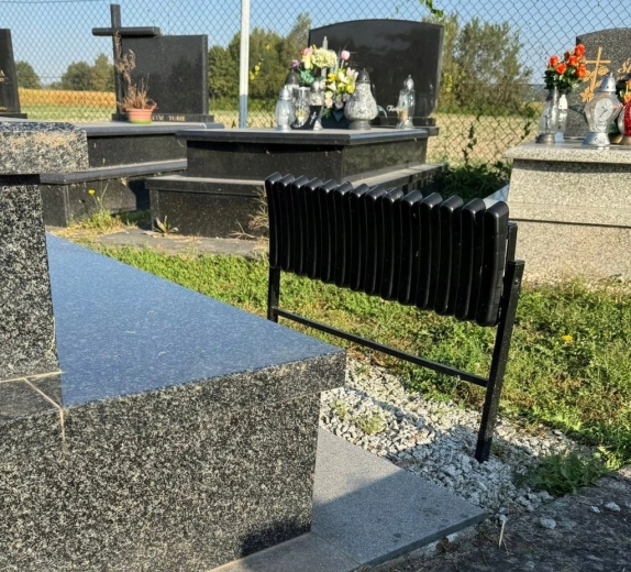 Waardige uitstraling bij het graf