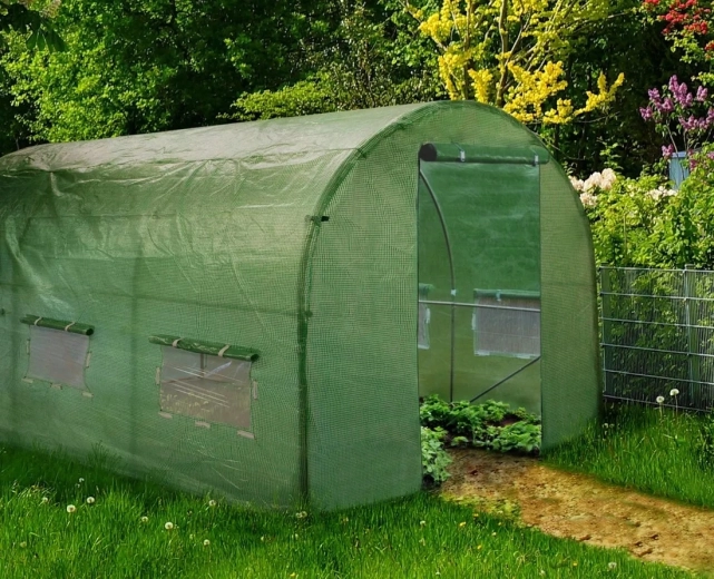 Stable microclimate for healthy growth