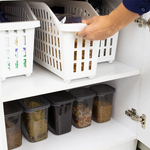 Easy pull-out thanks to wheels