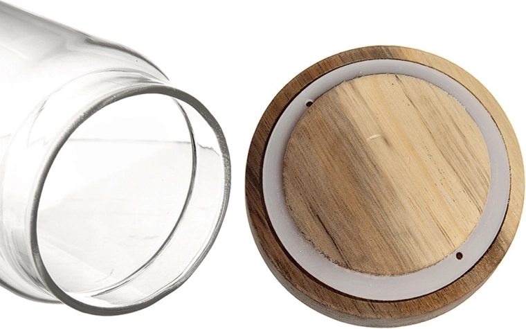 Airtight lid with silicone insert