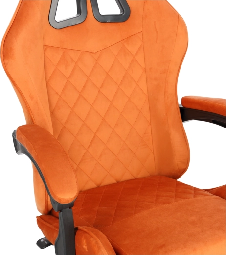 Premium brown velour: soft touch and elegant look