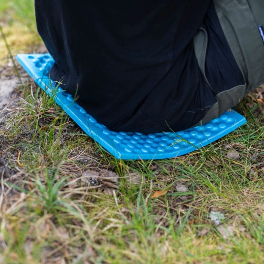 Insulates from cold and moisture