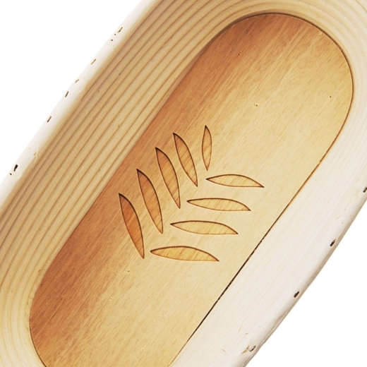 Decorative leaf motif on the base