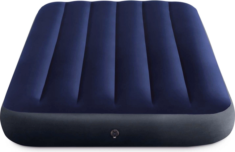 Comfortable single bed