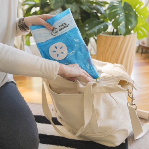 Compact et prêt pour les déplacements