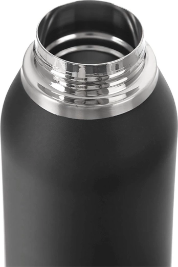 Vacuum insulation for hot and cold drinks
