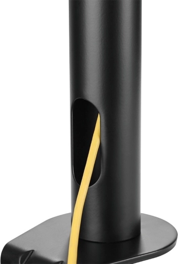 Poste de travail épuré grâce à la gestion des câbles