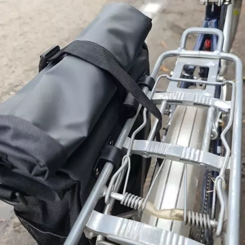 Stabile Befestigung am hinteren Gepäckträger