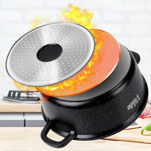 Compatible avec tous types de plaques, y compris l’induction