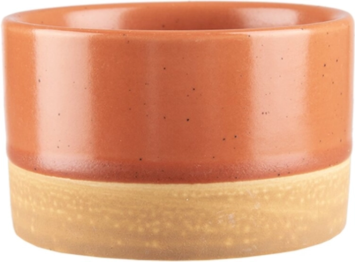 Durable stoneware with a pleasant, honest look