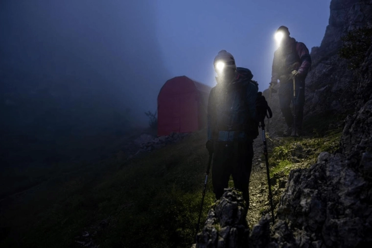 Powerful light for moving in terrain