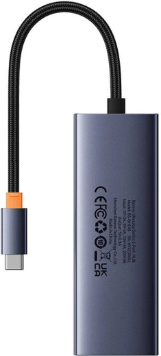 Matériaux premium et format de voyage