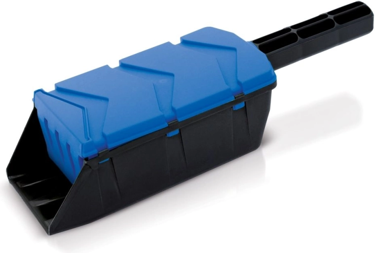 Pelle d’épandage SHARKIE bleue 0,7 l
