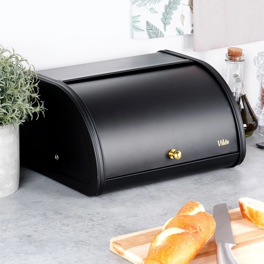 Convenient roll-top lid with gold handle