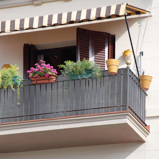 Installation rapide avec colliers fournis