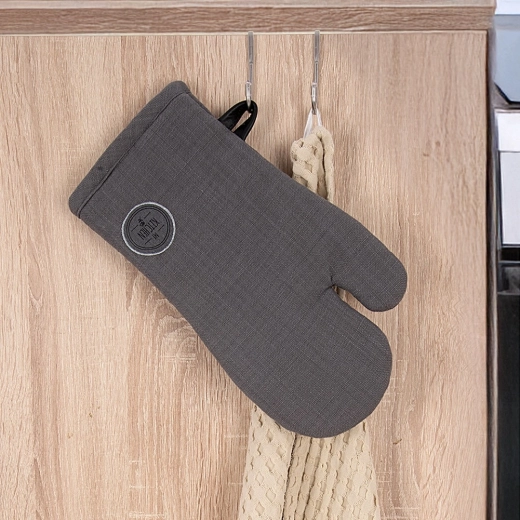 Double hooks for extra storage