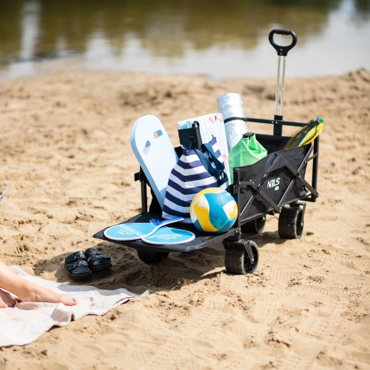 Soepel rijden op zand dankzij de brede 7" wielen