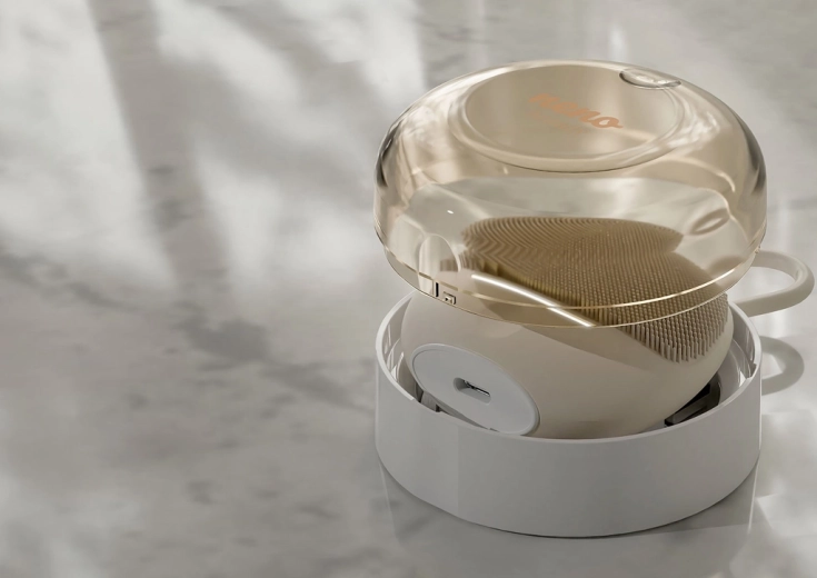 Hygienisches Magnetetui und sichere Nutzung auch unter der Dusche