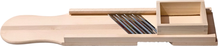 Four sharp stainless-steel blades for fast performance