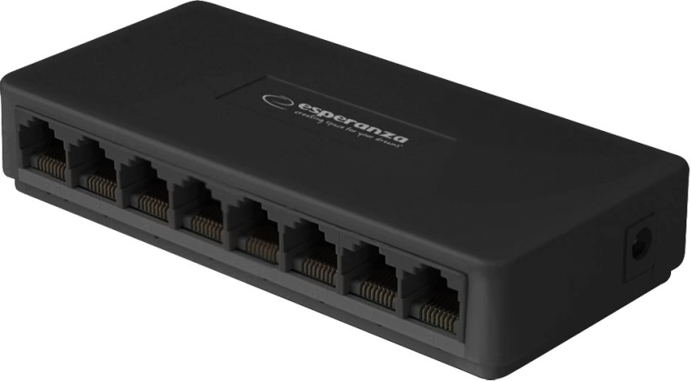 Plug & play et Auto‑MDI/MDIX sans souci