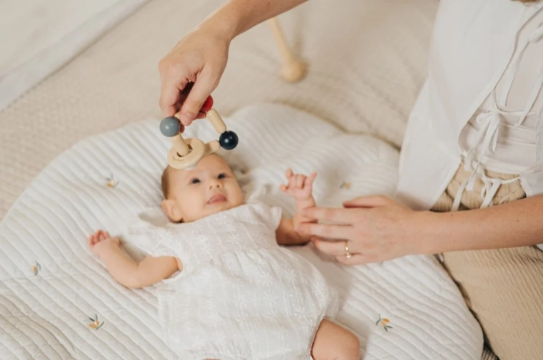 Rattling sounds and sensory stimulation