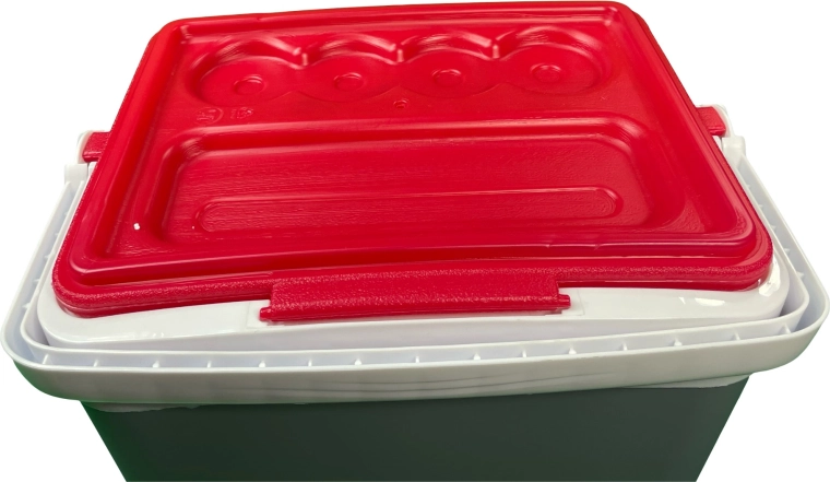 Smart lid with holders