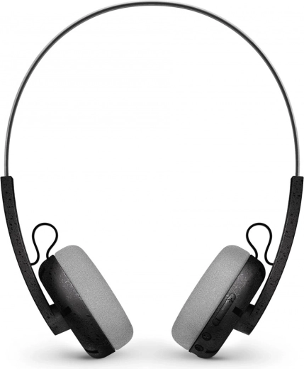 Up to 26 hours of battery life and fast USB‑C charging