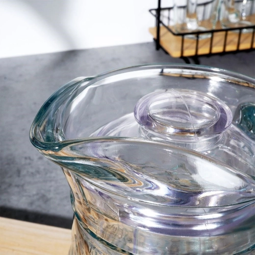 Komfortables und sauberes Ausgießen