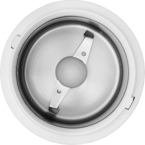 Stainless steel grinding chamber and sharp blades