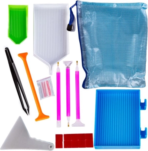 Complete tool set for comfortable crafting
