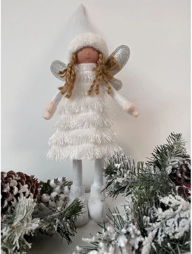 Winter outfit in white-silver tones