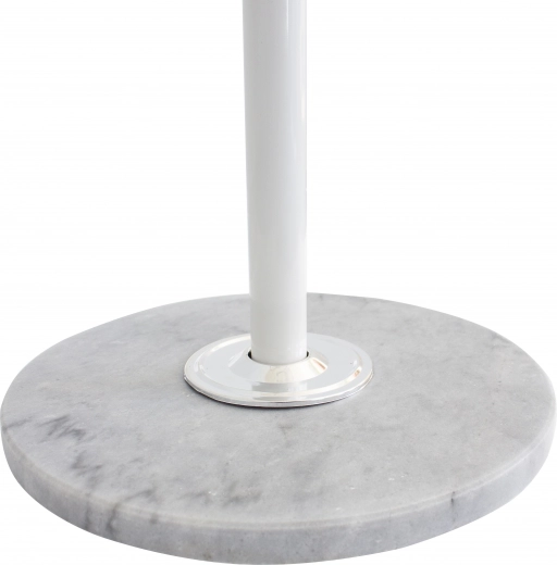 Stabilität dank Marmorfuß
