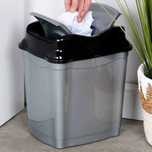 Easy and hygienic disposal