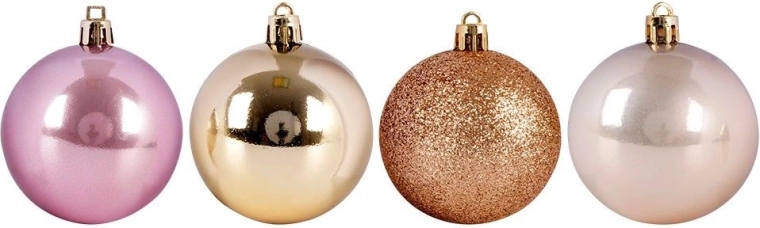 Harmonious mix of finishes and colors