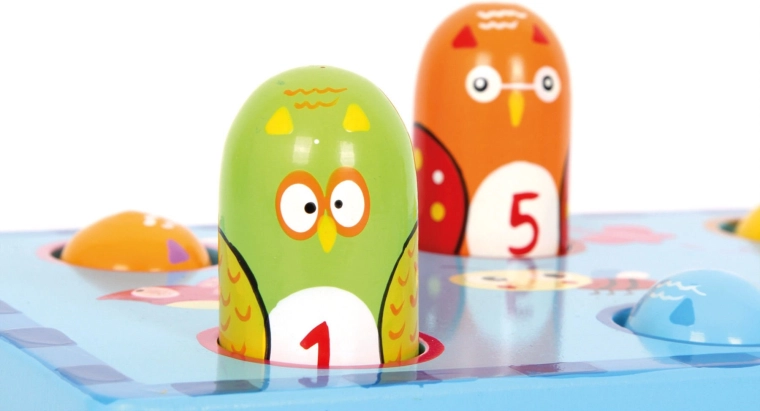 Colorful pegs with numbers and a birds motif