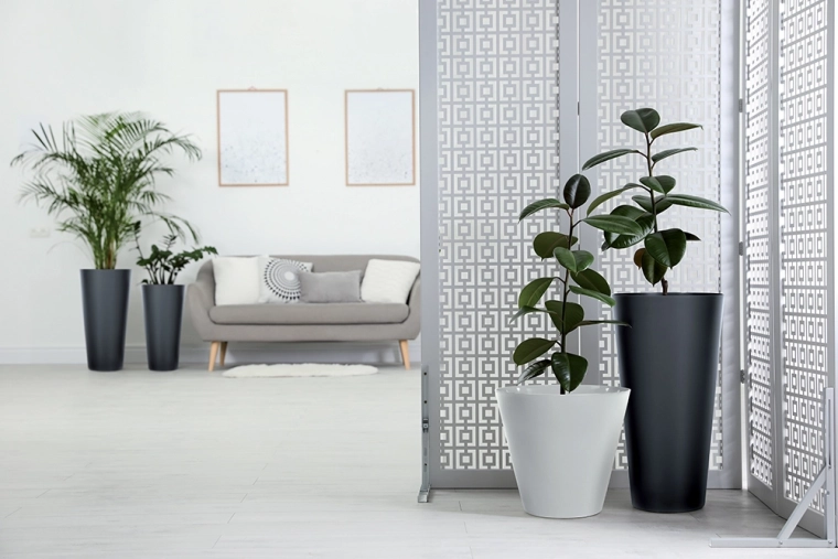 Adapté à l’intérieur comme aux espaces extérieurs couverts