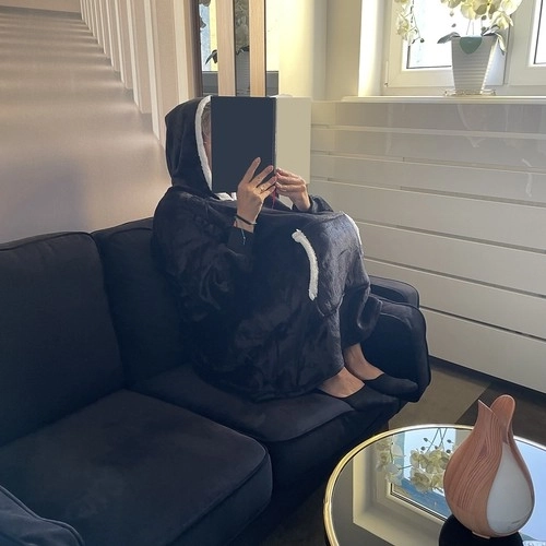 2-in-1: hoodie en deken in één
