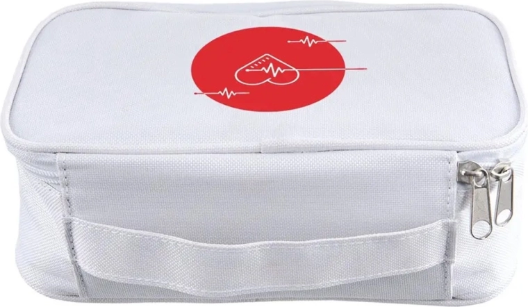 Doppelter Reißverschluss und strapazierfähiges Gewebe