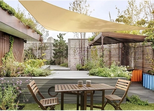 Angenehmer Schatten für Terrasse und Garten
