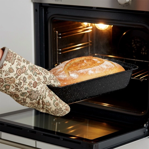 Even baking up to 230 °C