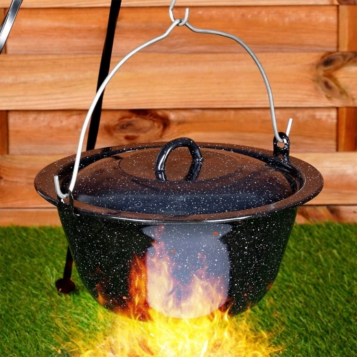 Great taste of authentic cauldron cooking