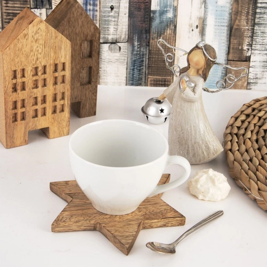 Versatile use in the kitchen and as decor