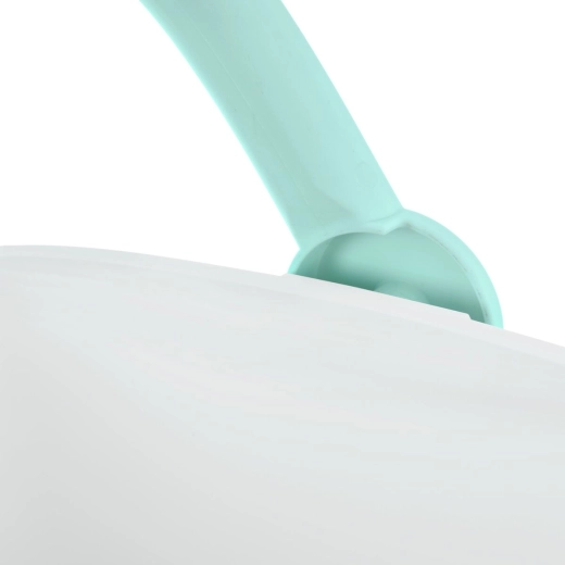 Securely closable lid